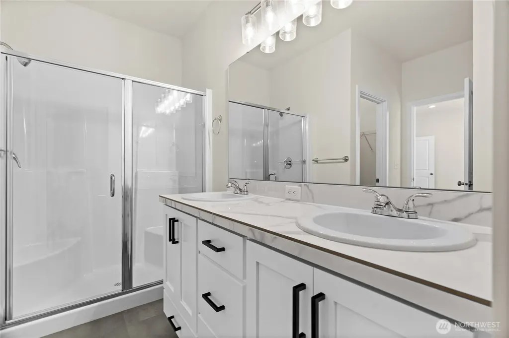 1332 60th Avenue NE Tacoma WA 98422