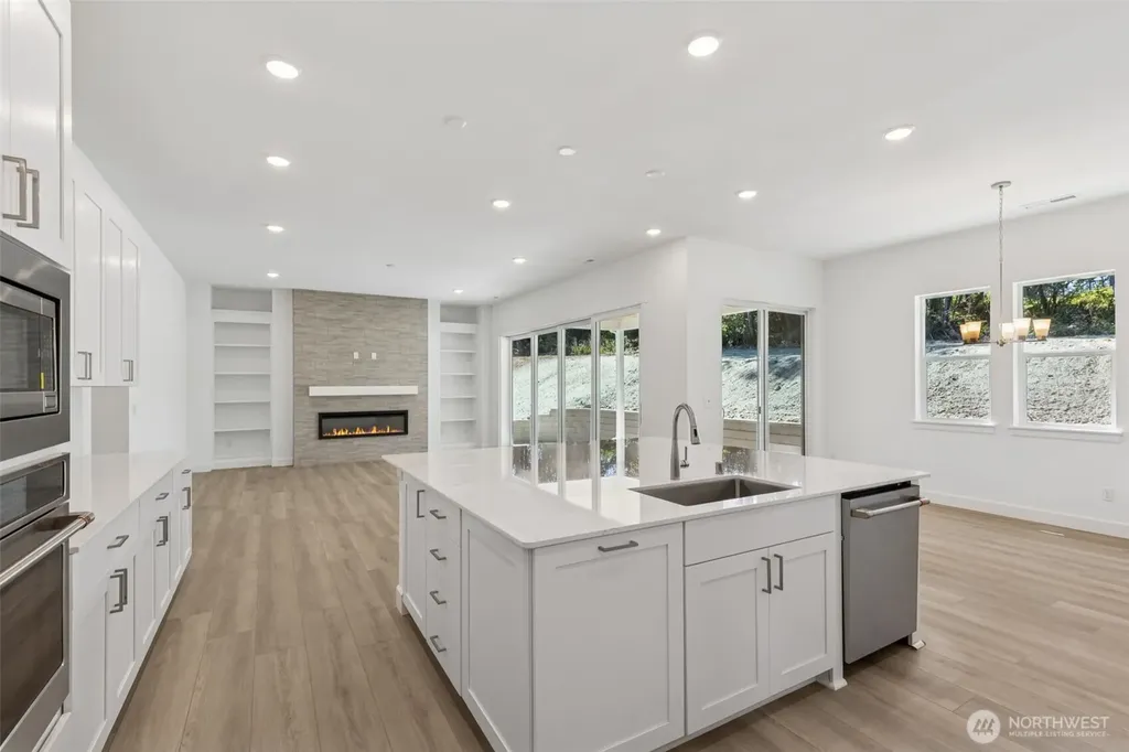 13803 100th Street NE Lake Stevens WA 98258