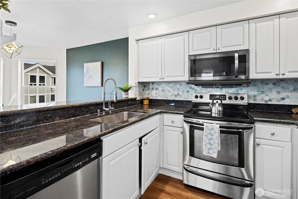 500 Aloha Street Seattle WA 98109