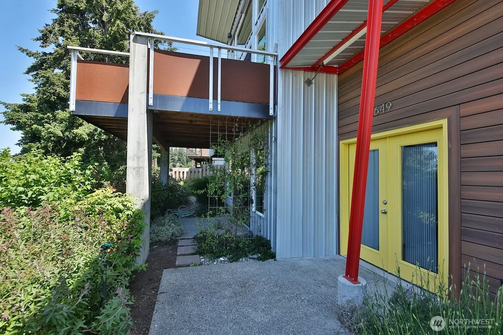 1649 Stewart Road Freeland WA 98249