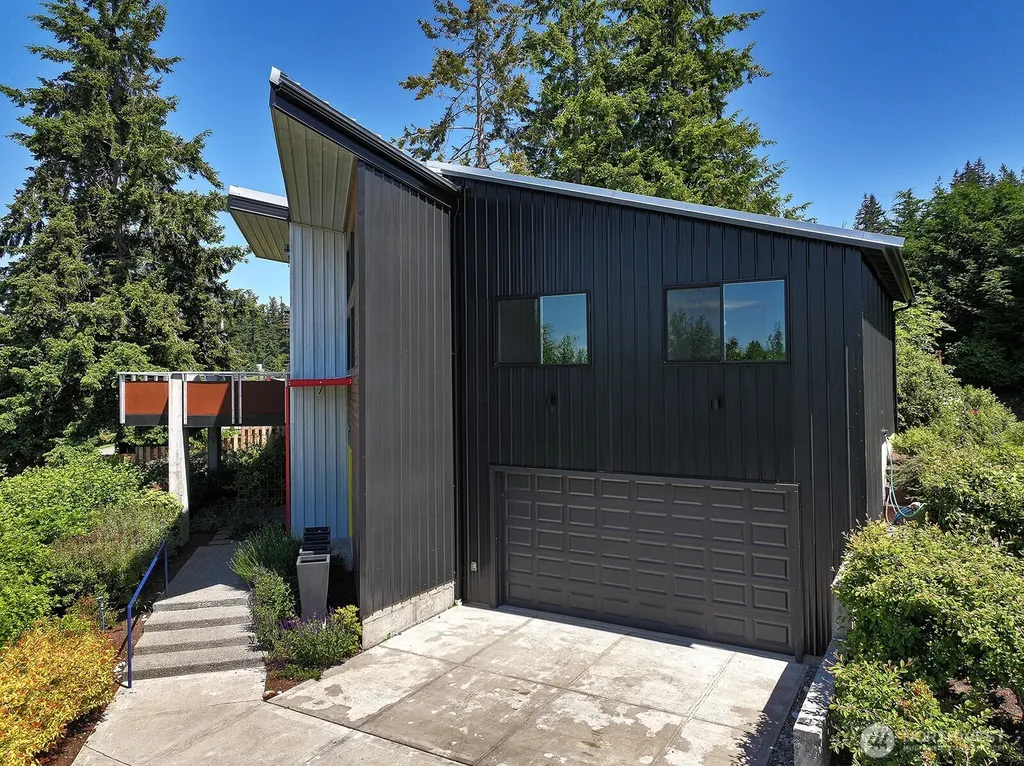 1649 Stewart Road Freeland WA 98249