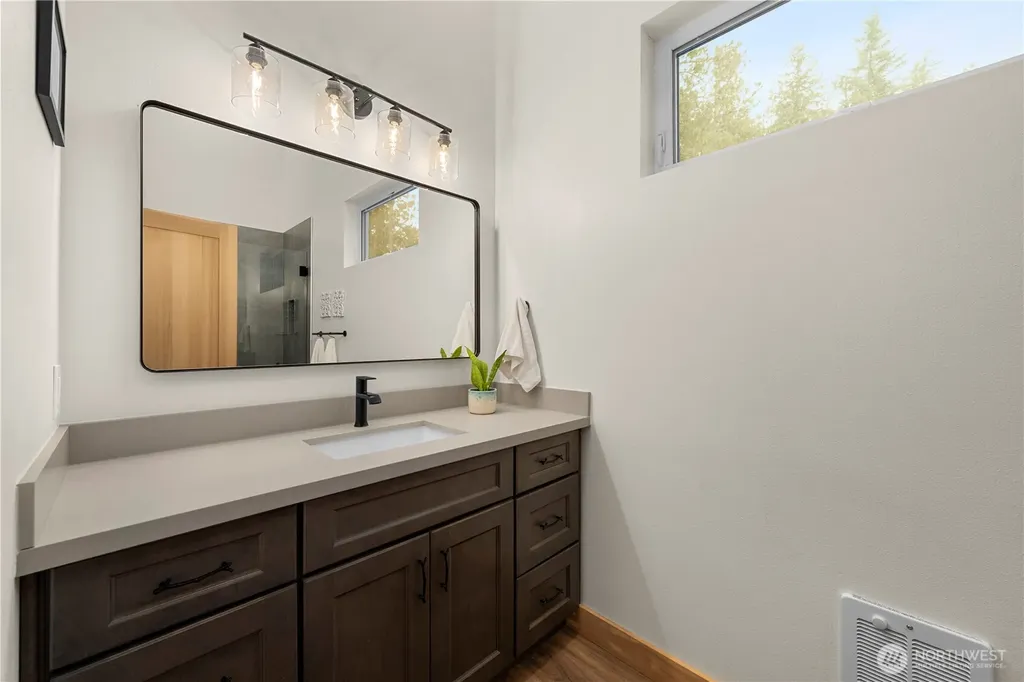 21817 Colt Road Leavenworth WA 98826