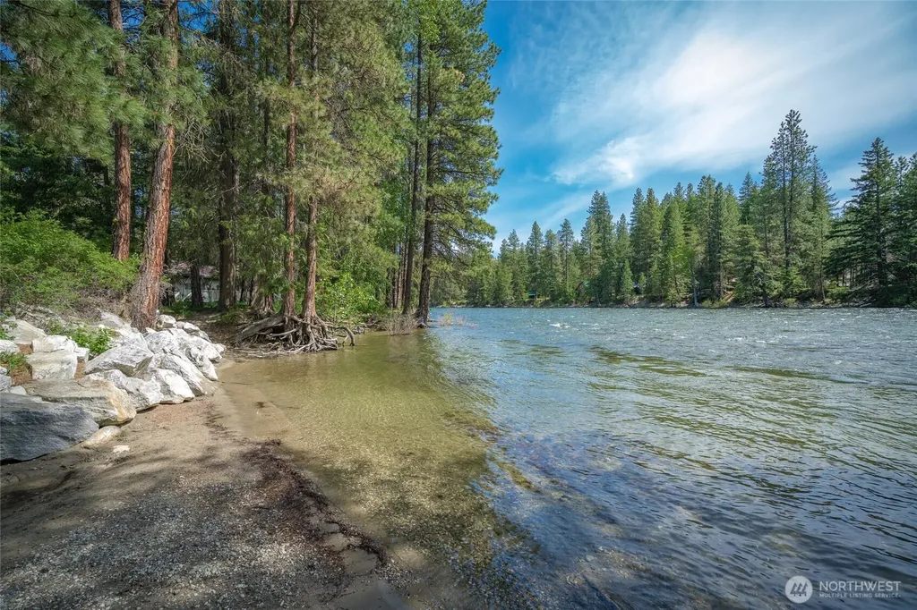 21817 Colt Road Leavenworth WA 98826