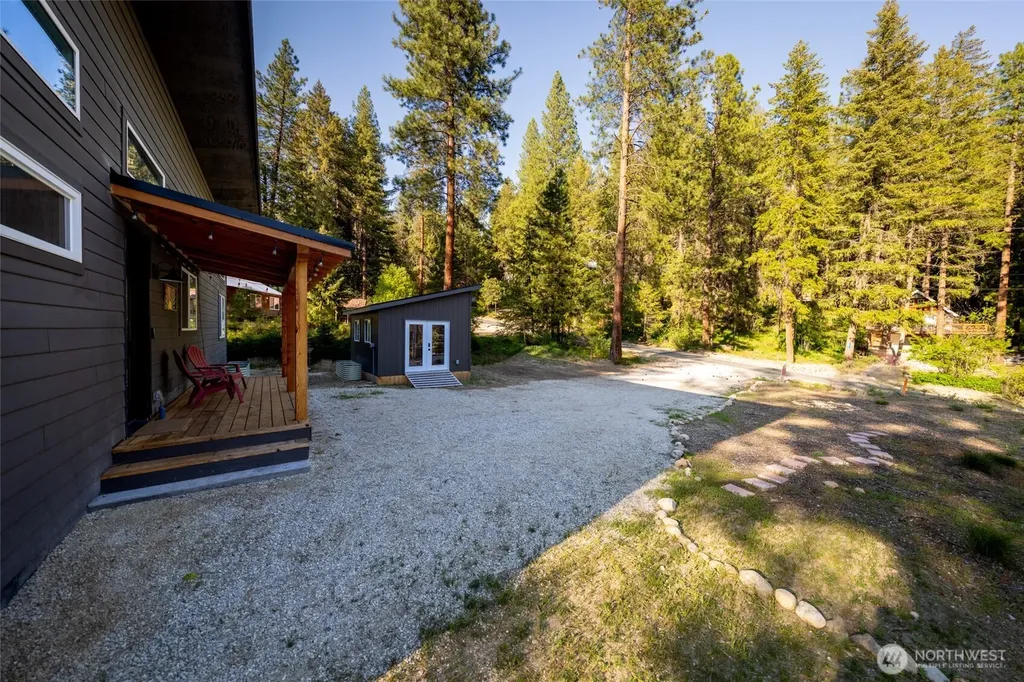 21817 Colt Road Leavenworth WA 98826