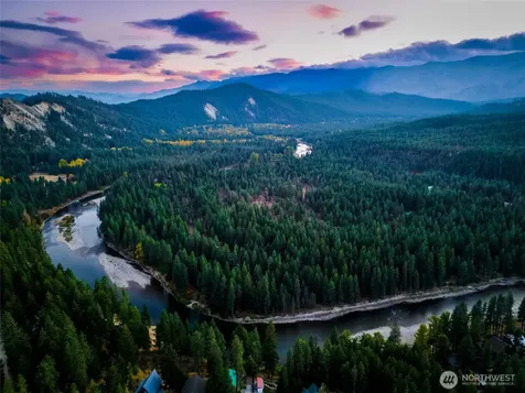 21817 Colt Road Leavenworth WA 98826