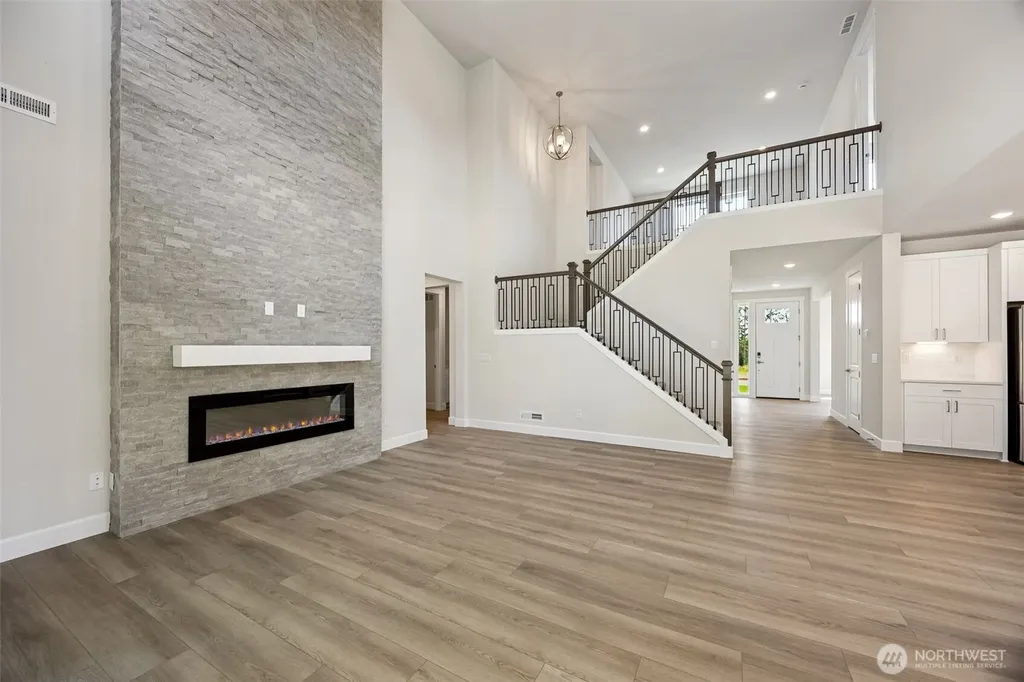 13814 100th Street NE Lake Stevens WA 98258