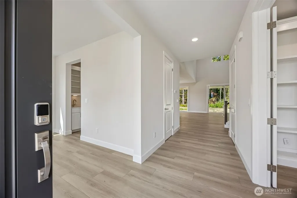 13814 100th Street NE Lake Stevens WA 98258