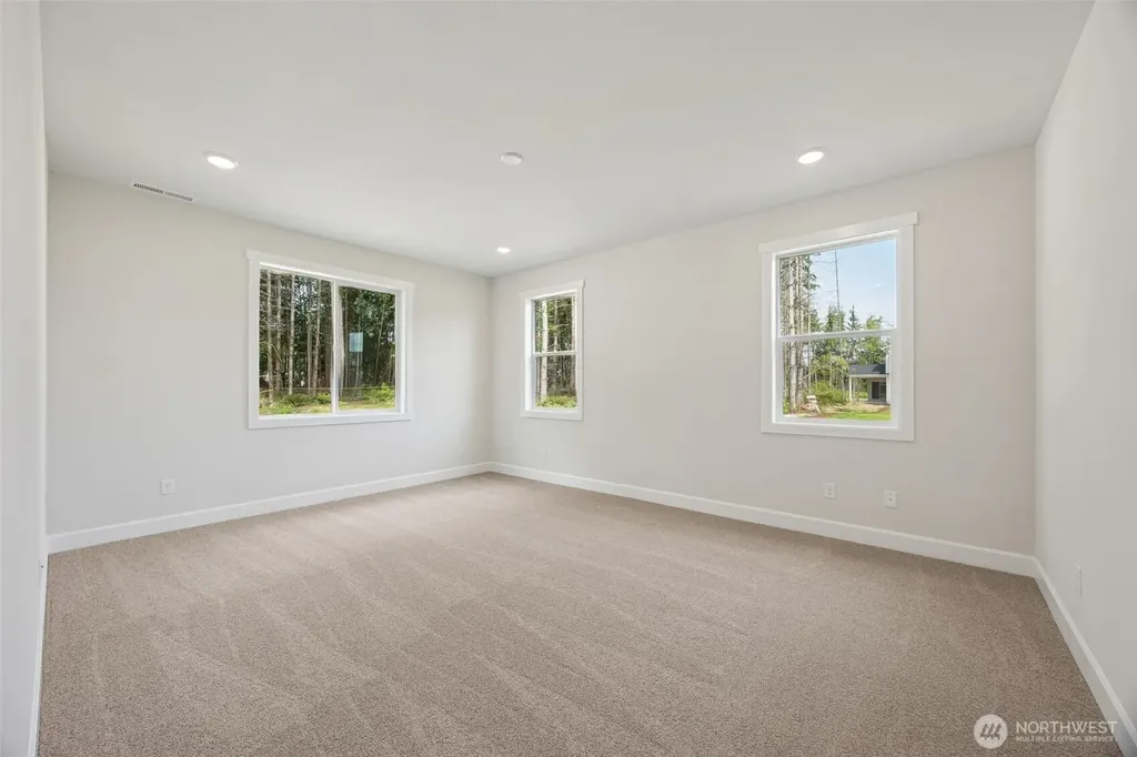 13814 100th Street NE Lake Stevens WA 98258