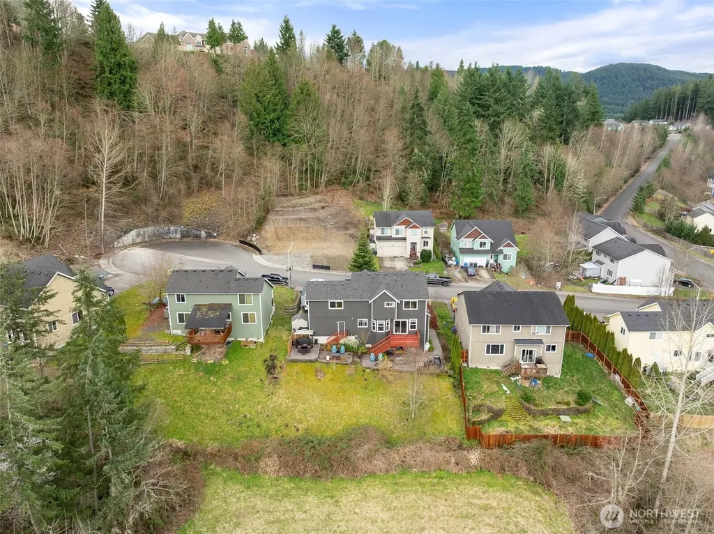 648 Kaitlyn St W Eatonville WA 98328
