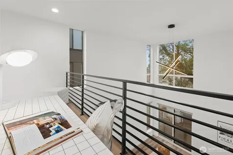 1508 18th Avenue Seattle WA 98122