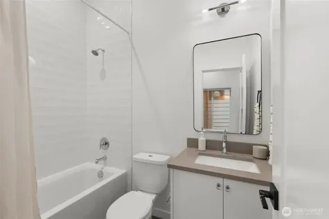 1508 18th Avenue Seattle WA 98122