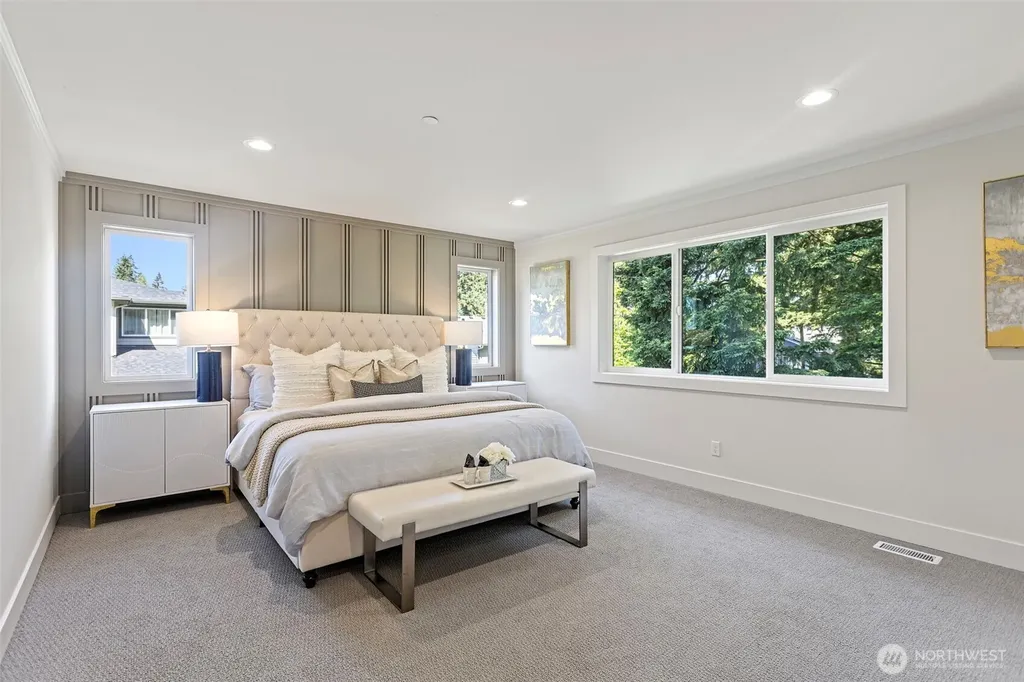 12813 NE 65th Lane Kirkland WA 98033