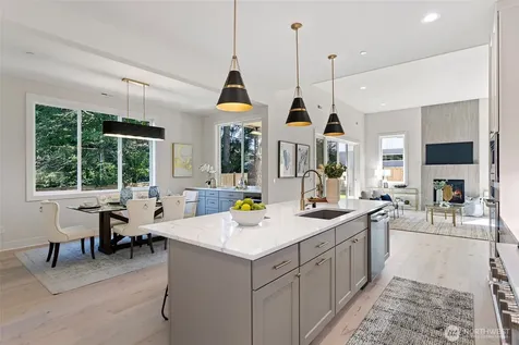 12813 NE 65th Lane Kirkland WA 98033