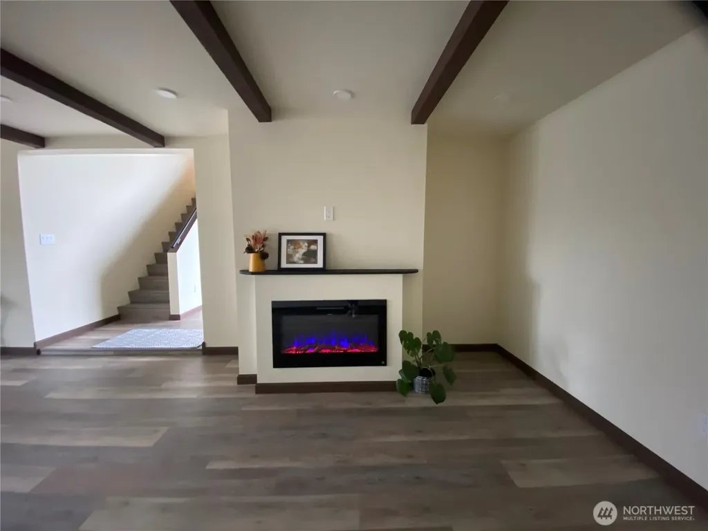 313 Sand Dune Avenue NW Ocean Shores WA 98569