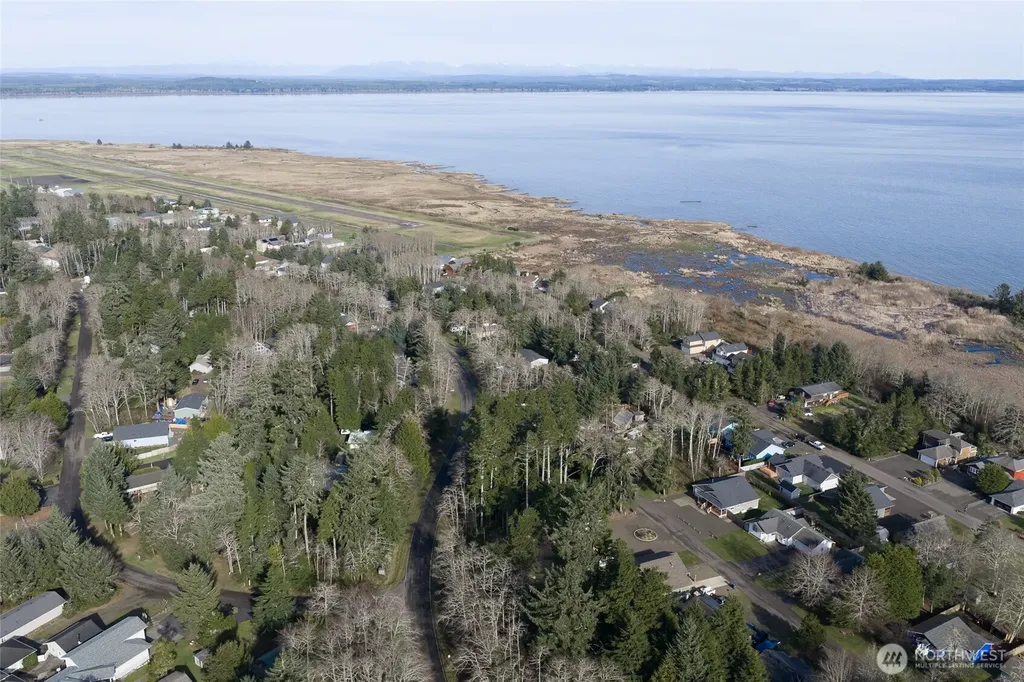 265 Fisher Avenue NE Ocean Shores WA 98569