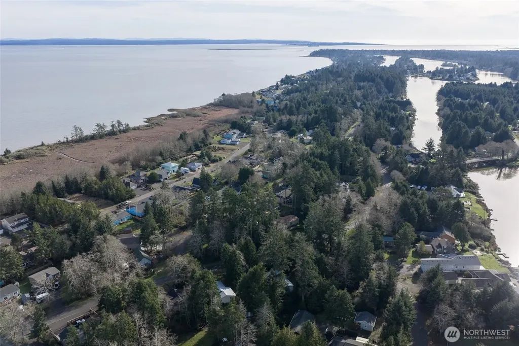 265 Fisher Avenue NE Ocean Shores WA 98569