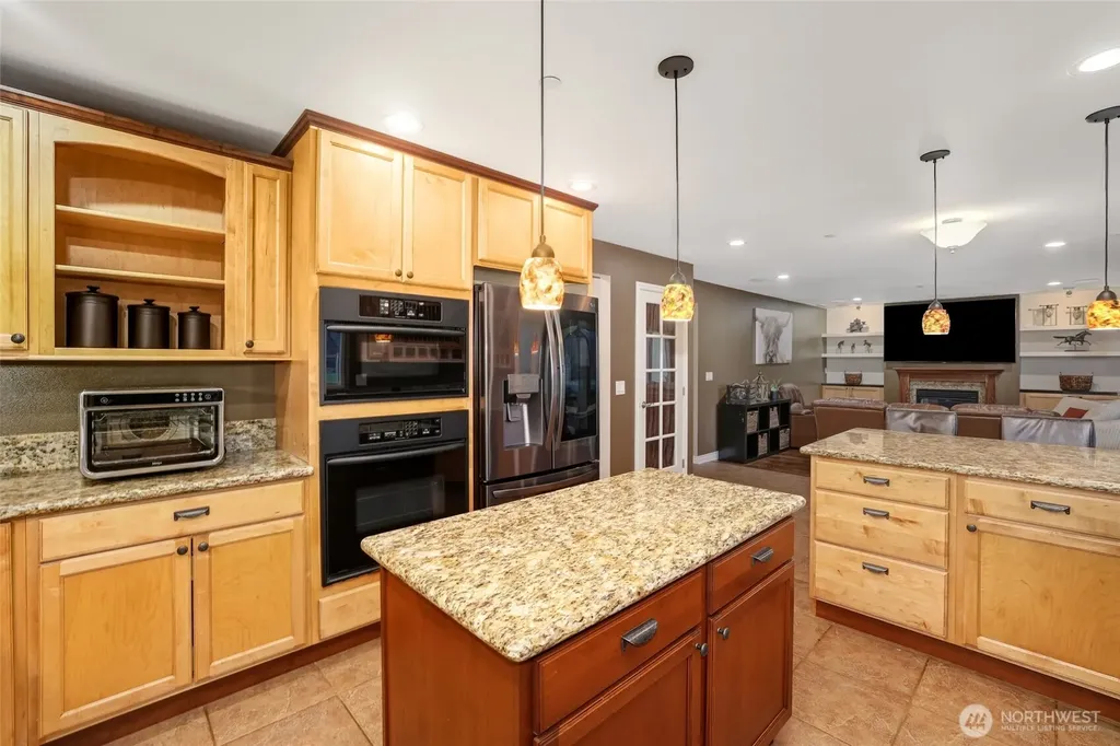 30718 173rd Place SE Auburn WA 98092
