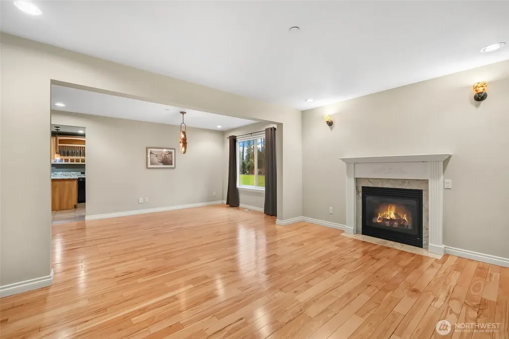 30718 173rd Place SE Auburn WA 98092