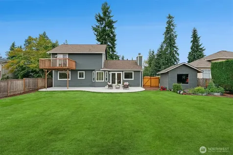 1132 Crawford Road Lynnwood WA 98036