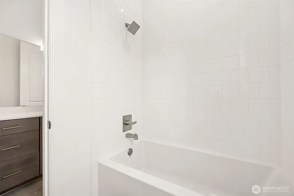 13722 100th Street NE Lake Stevens WA 98258
