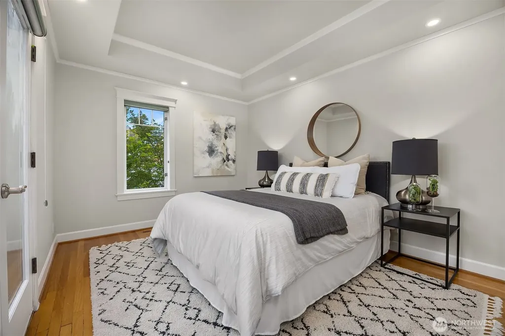525 W Prospect Street Seattle WA 98119