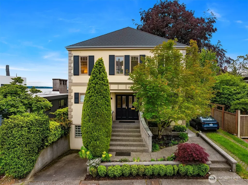 525 W Prospect Street Seattle WA 98119