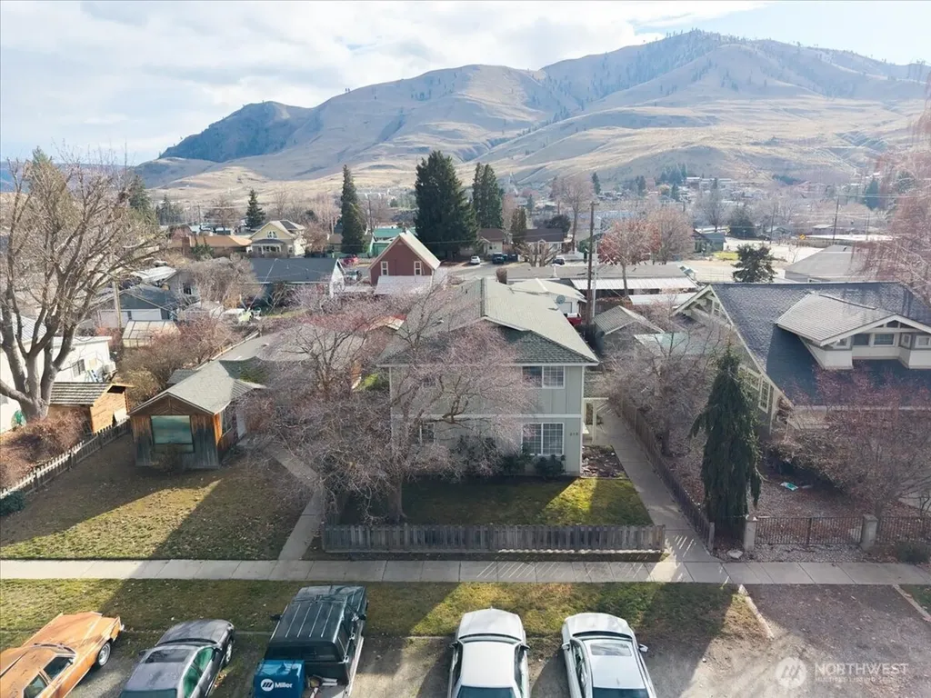 316 E Wapato Avenue Chelan WA 98816
