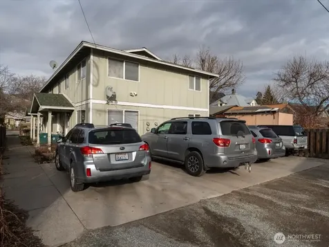 316 E Wapato Avenue Chelan WA 98816