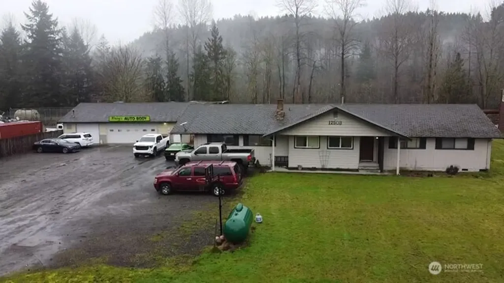 12503 151st Avenue E Puyallup WA 98374
