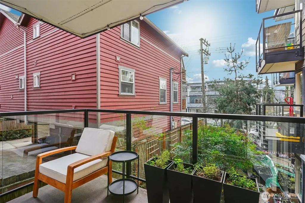 120 NW 39th Street Seattle WA 98107