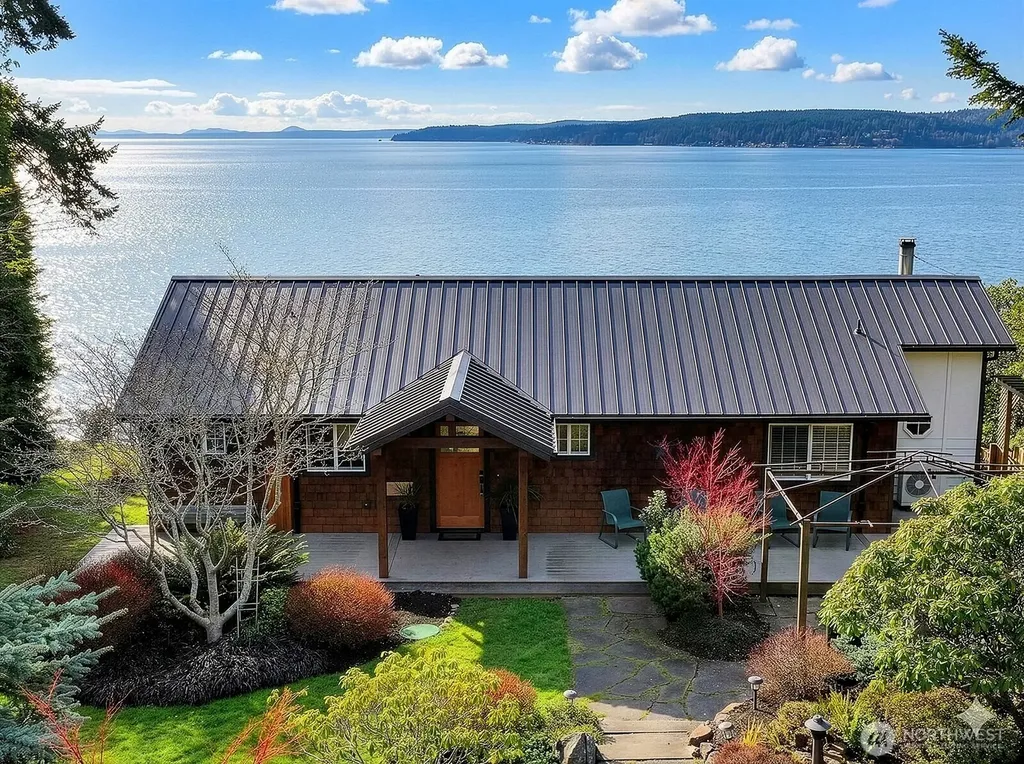 2999 Saratoga Road Langley WA 98260