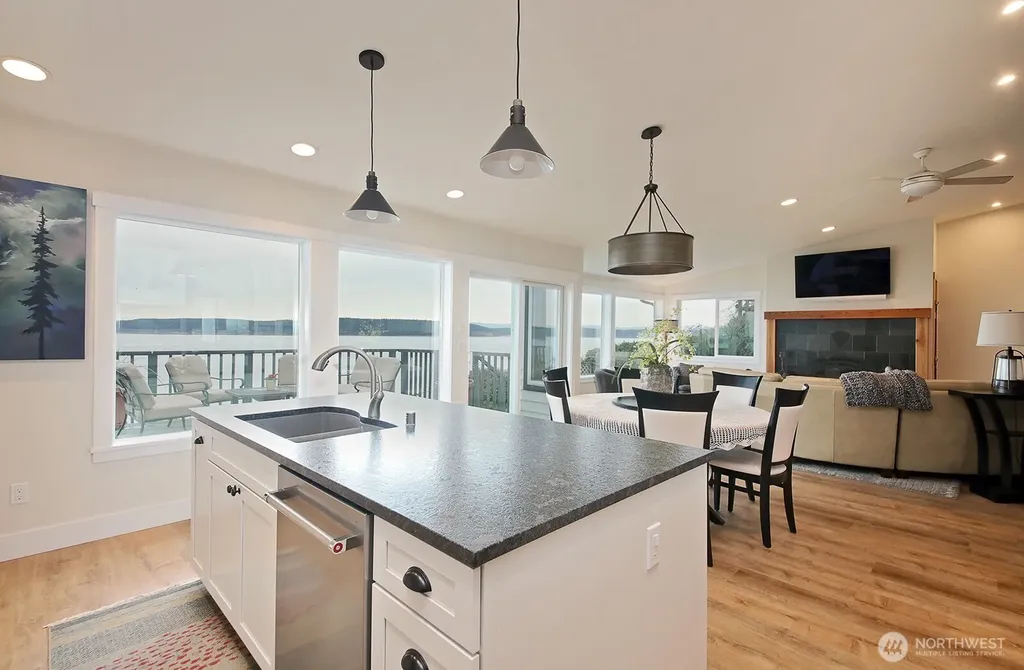 2999 Saratoga Road Langley WA 98260