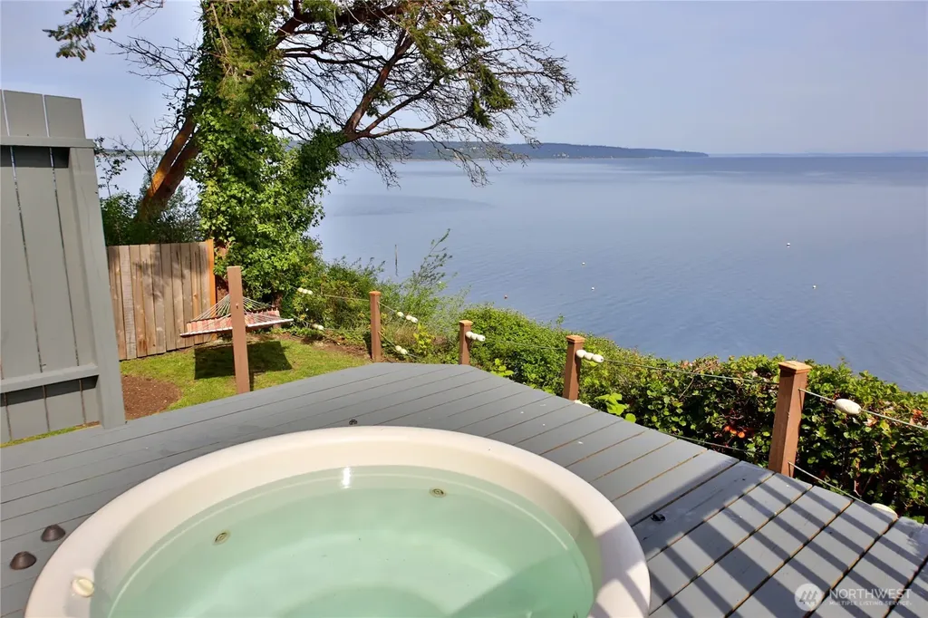 2999 Saratoga Road Langley WA 98260