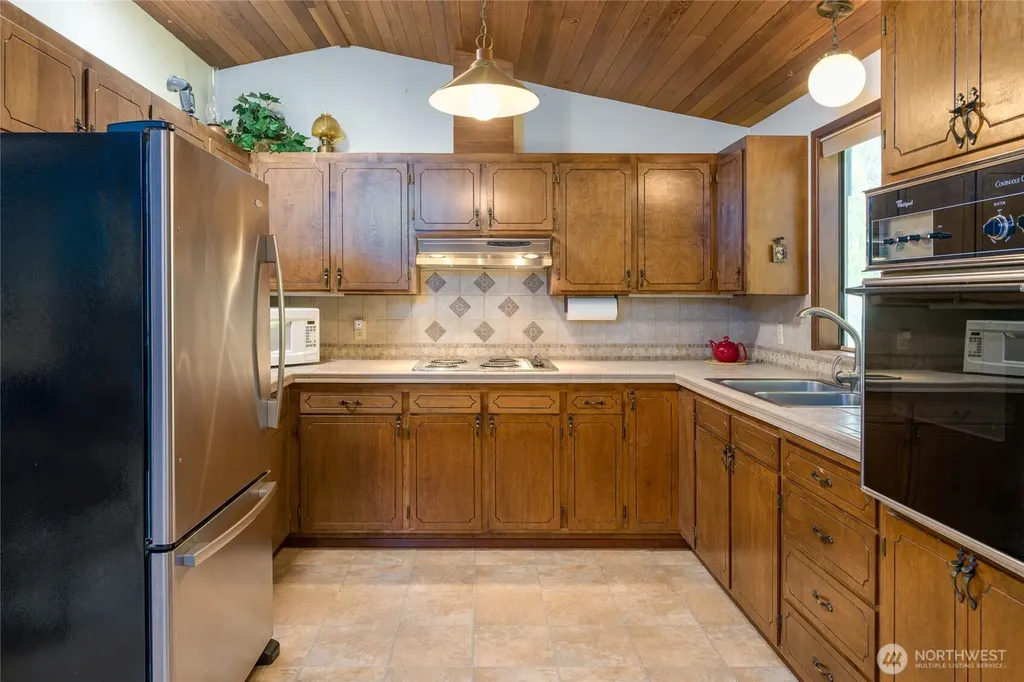 108 Towhee Lane Lopez Island WA 98261