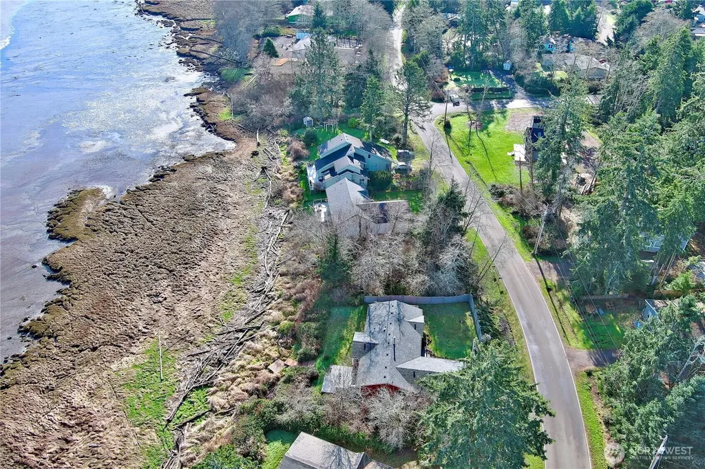 716 Duck Lake Drive NE Ocean Shores WA 98569