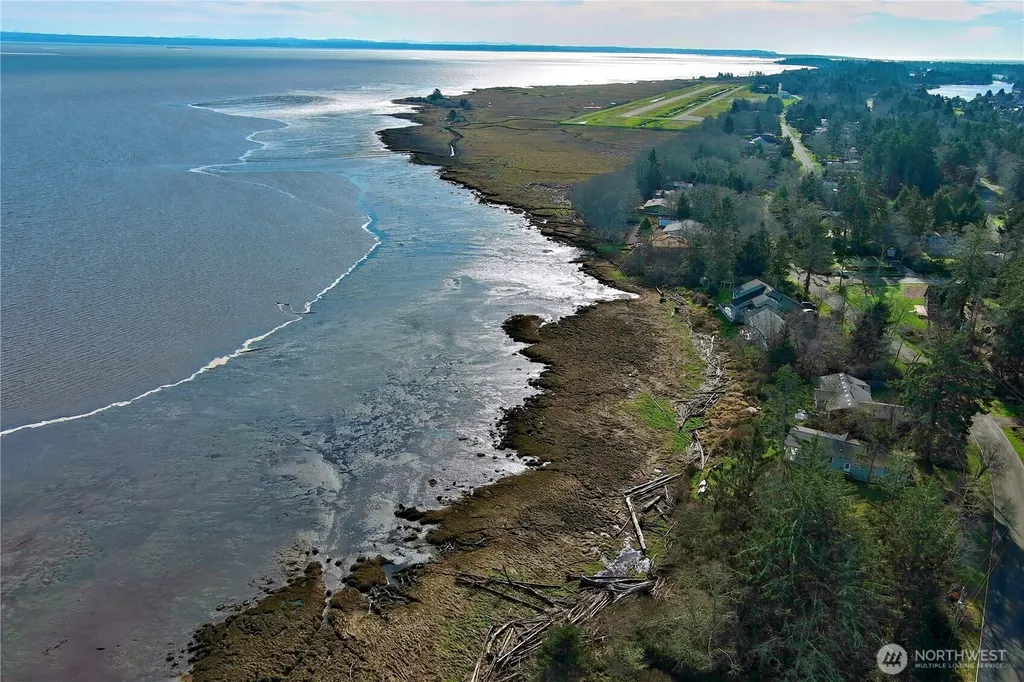 716 Duck Lake Drive NE Ocean Shores WA 98569