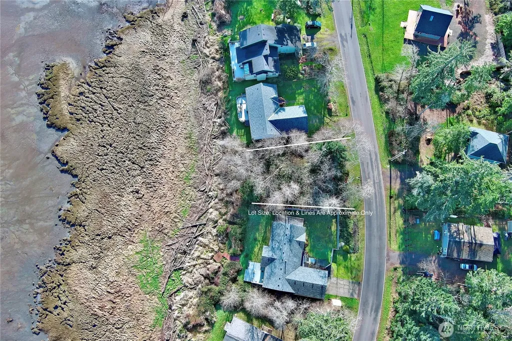 716 Duck Lake Drive NE Ocean Shores WA 98569