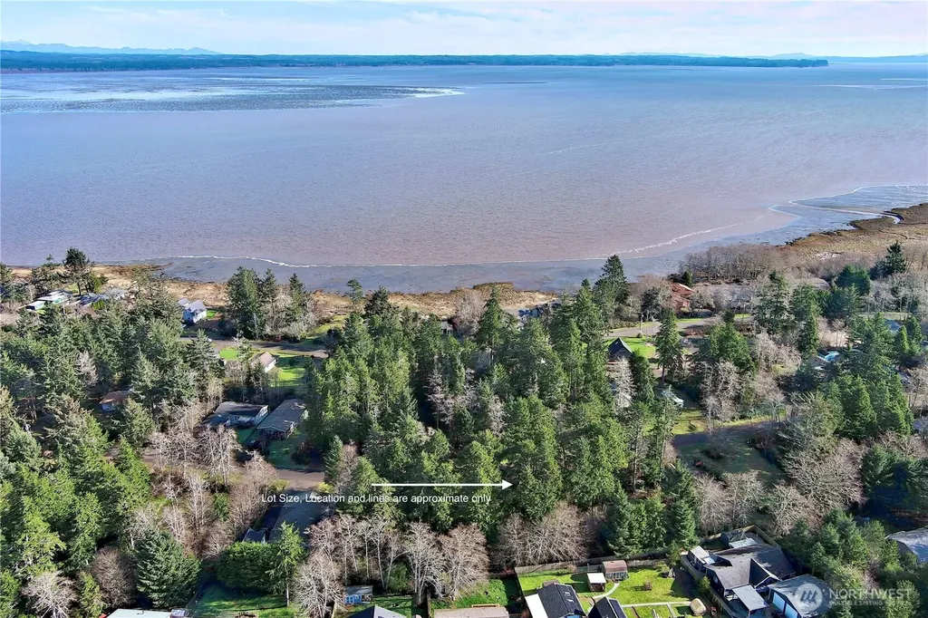 721 Chenois Avenue NE Ocean Shores WA 98569