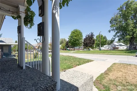 146 S Delaware Avenue Wenatchee WA 98801