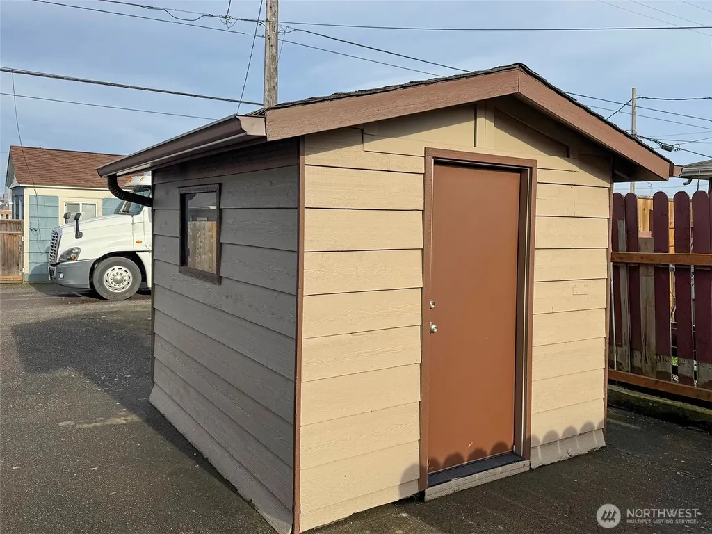 813 E Second Street Port Angeles WA 98362