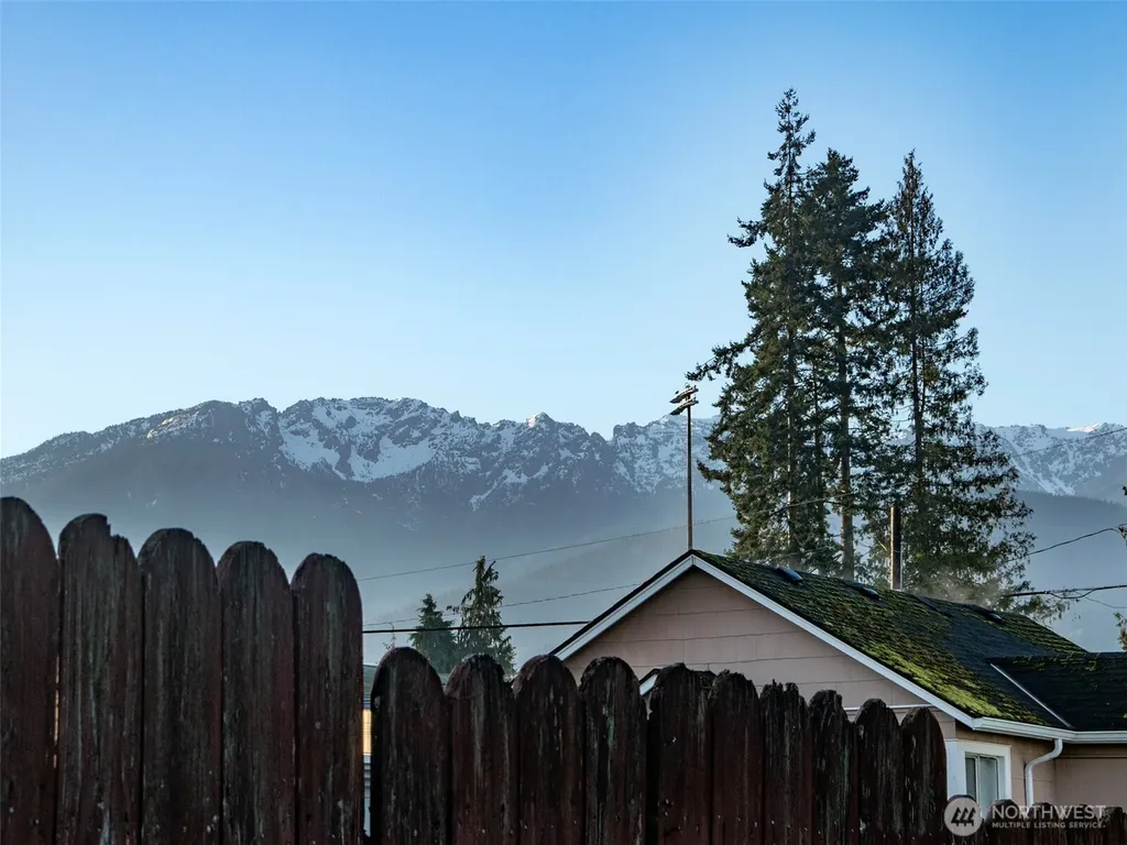 813 E Second Street Port Angeles WA 98362