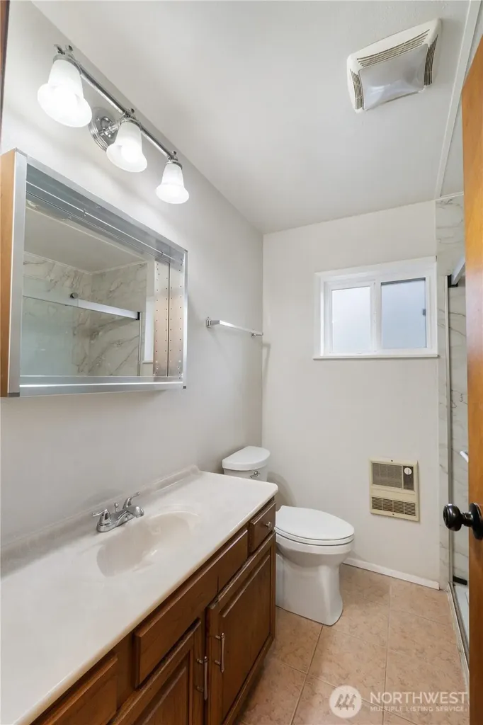 6511 S Bell Tacoma WA 98408