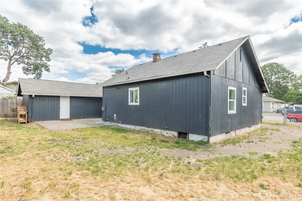 15406 Grant Avenue SW Lakewood WA 98498