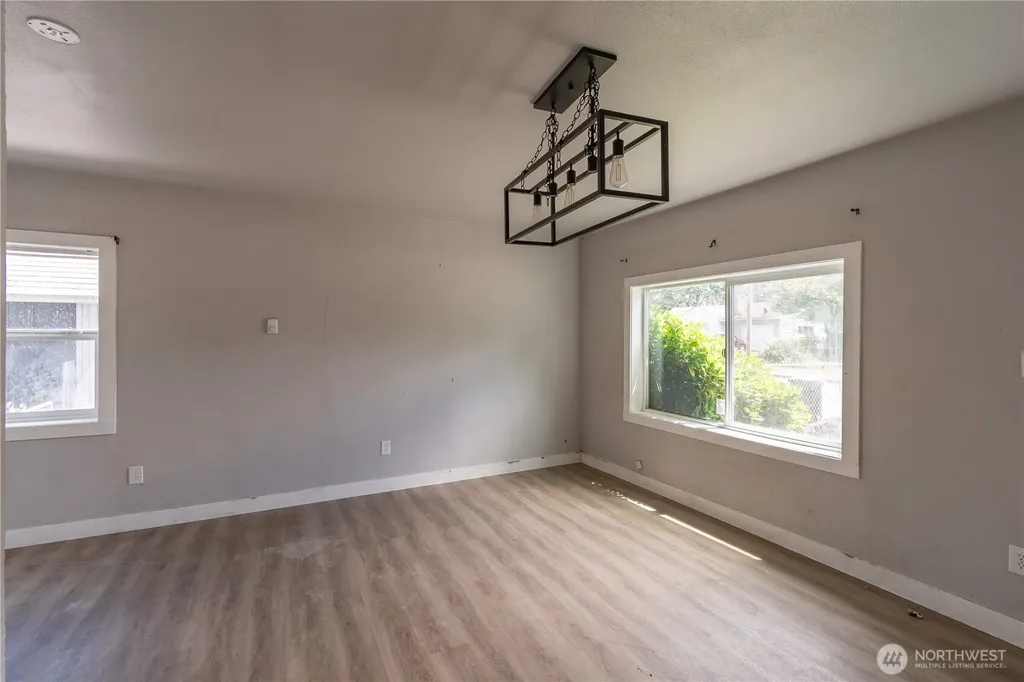 15406 Grant Avenue SW Lakewood WA 98498