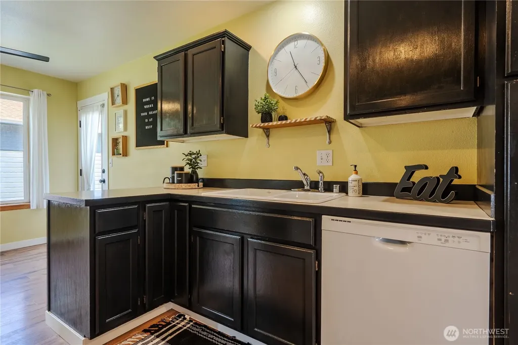 2274 Dogwood Street Lynden WA 98264