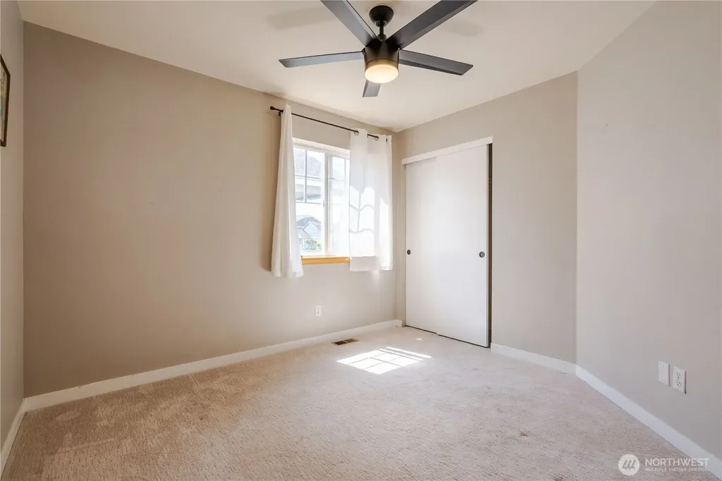 2274 Dogwood Street Lynden WA 98264