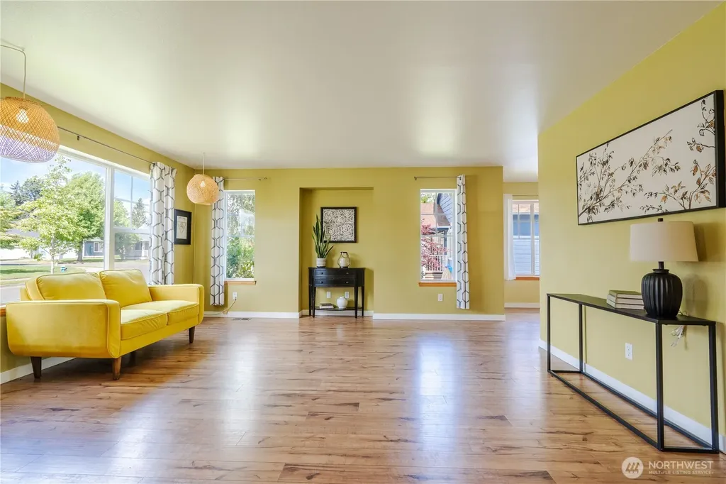 2274 Dogwood Street Lynden WA 98264