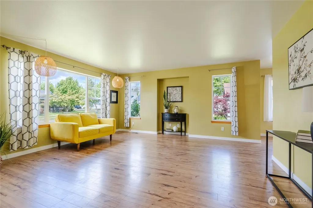 2274 Dogwood Street Lynden WA 98264