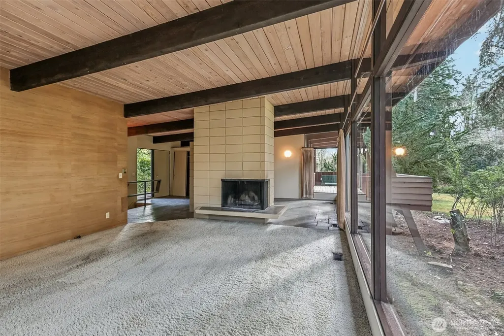 7832 NE 32nd Street Medina WA 98039
