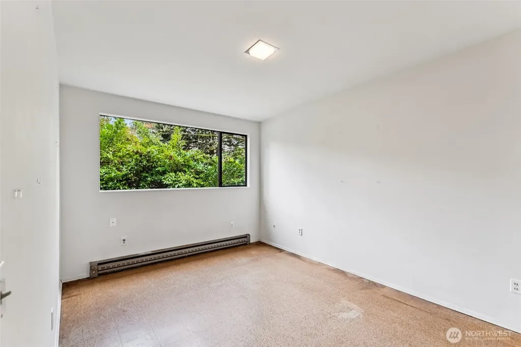7832 NE 32nd Street Medina WA 98039